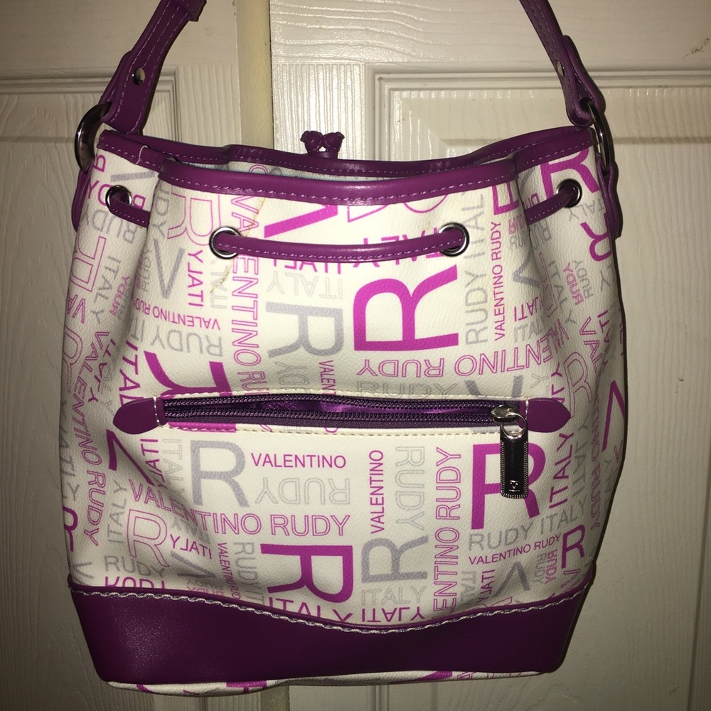 Perfect condition Valentino Rudy tote purse!